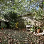 Aux Loges De L\'Orangerie